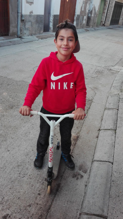 Felicita els teus familiars i amics pel seu aniversari, sant, casament enviant fotos a cercle@segre.com