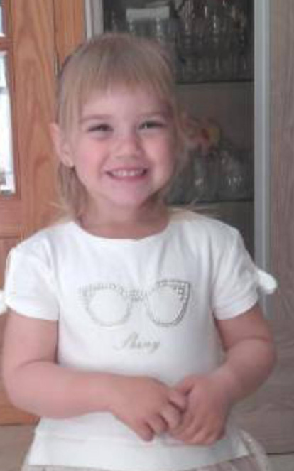 Felicita els teus familiars i amics pel seu aniversari, sant, casament enviant fotos a cercle@segre.com