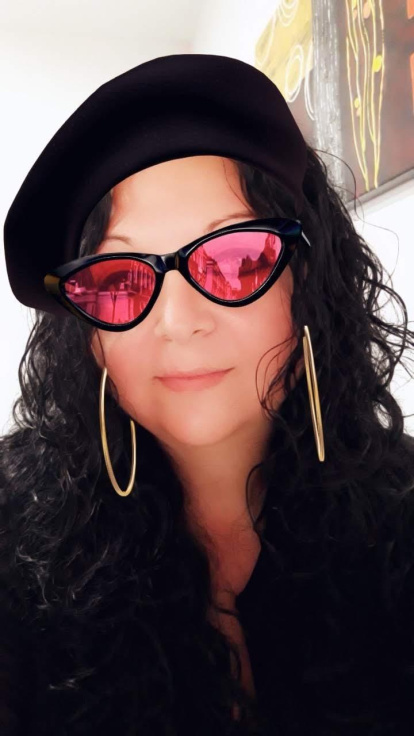 Felicita els teus familiars i amics pel seu aniversari, sant, casament enviant fotos a cercle@segre.com