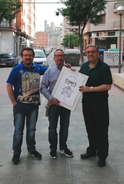 Felicita els teus familiars i amics pel seu aniversari, sant, casament enviant fotos a cercle@segre.com