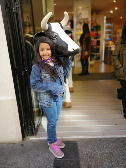 Felicita els teus familiars i amics pel seu aniversari, sant, casament enviant fotos a cercle@segre.com