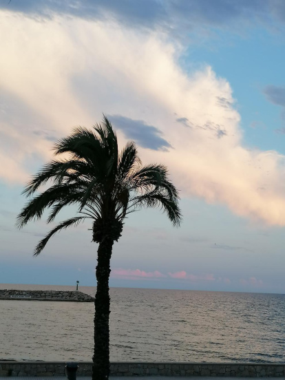 Envia'ns fotos relacionades amb l'estiu i guanya una estada a l'Hotel Castellarnau d'Escaló (Pallars Sobirà).