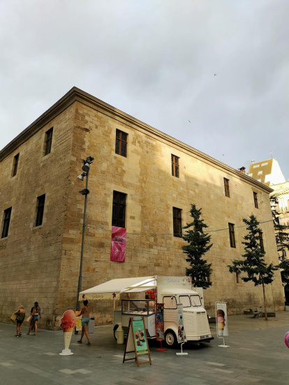 Envia'ns fotos relacionades amb l'estiu i guanya una estada a l'Hotel Castellarnau d'Escaló (Pallars Sobirà).