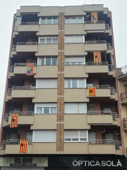 Aquestes són les imatges que ens heu enviat del vostre Sant Jordi confinat. Participa enviant-nos els teves imatges a través de les nostres xarxes socials o a través del correu segrecom@segre.com