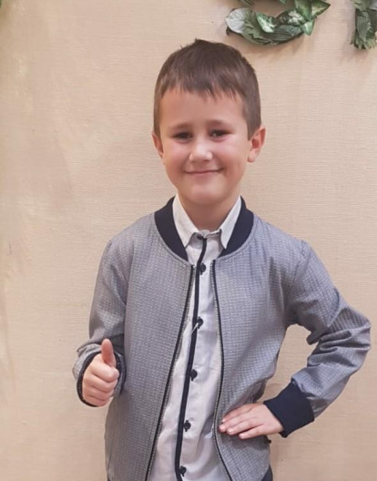 Felicita els teus familiars i amics pel seu aniversari, sant, casament enviant fotos a cercle@segre.com