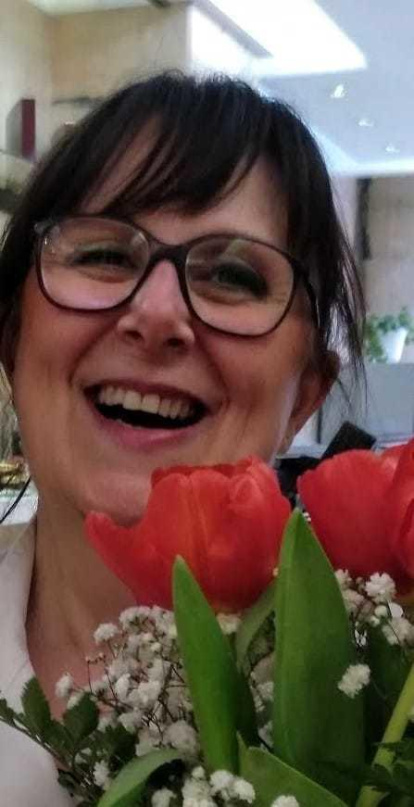 Felicita els teus familiars i amics pel seu aniversari, sant, casament enviant fotos a cercle@segre.com