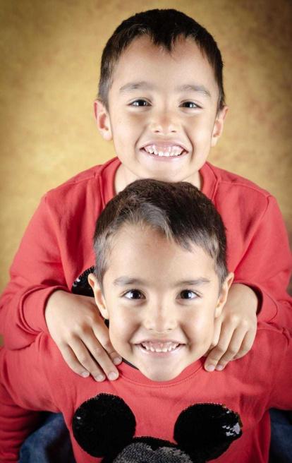 Felicita els teus familiars i amics pel seu aniversari, sant, casament enviant fotos a cercle@segre.com