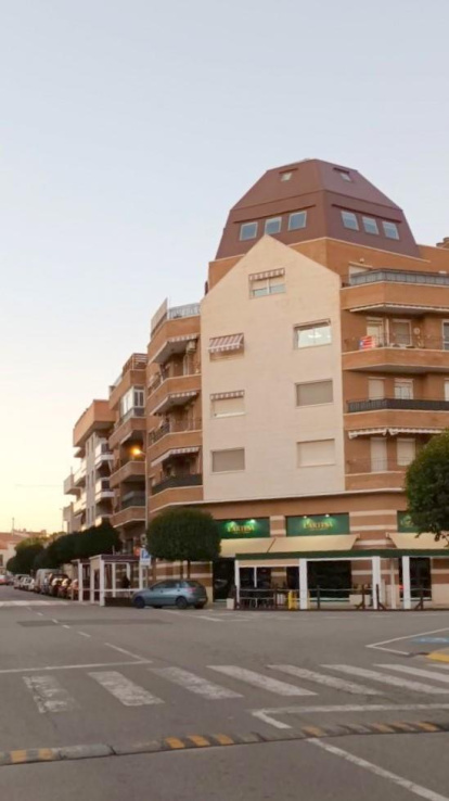 Envia'ns fotos de balcons i façanes que t'hagin cridat l'atenció.