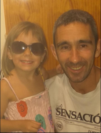 Felicita els teus familiars i amics pel seu aniversari, sant, casament enviant fotos a cercle@segre.com