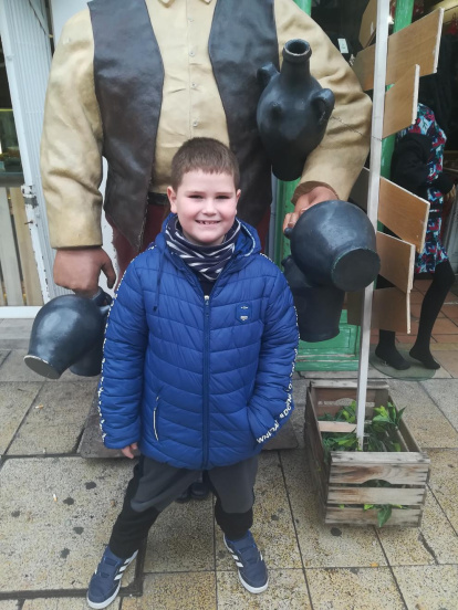 Felicita els teus familiars i amics pel seu aniversari, sant, casament enviant fotos a cercle@segre.com