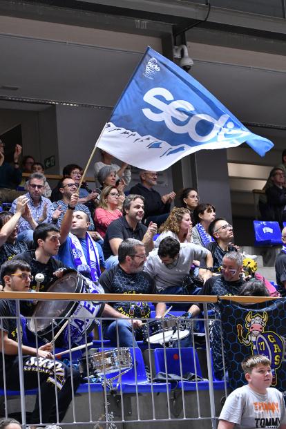 L’afició urgellenca no va deixar d’animar el seu equip.