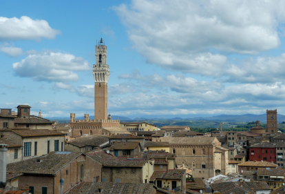 Siena. La torre del Mangia és un dels elements arquitetònics més icònics de l’skyline de la ciutat.