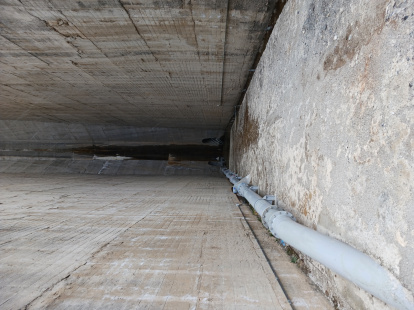 La presa, cuando se vació para los trabajos