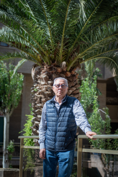 Josep Maestro. Arran de la covid té una tos severa constant i produeix grans quantitats de mucositat pulmonar. El cansament també s’ha convertit en un problema diari.