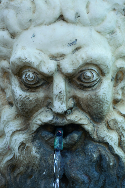 Detall d’una font al poble de Rio nell’Elba, a l’est de l’illa d’Elba.