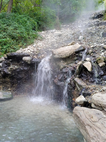 Una de las piscinas naturales de agua caliente de Fontpedrosa.
