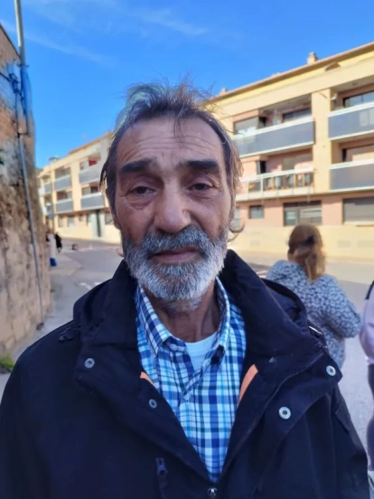 Retiren els contenidors amb què van bloquejar un carrer. - RR