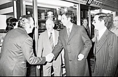 Un dels moments de la inauguració del Shopping Center.