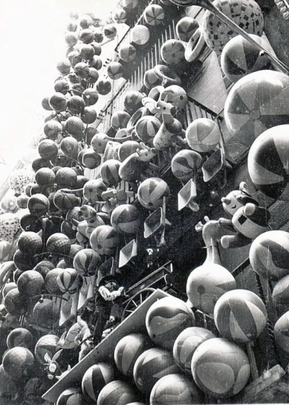 Històrica façana de la botiga situada a l’Eix Comercial. - ARXIU MANEL GIGÓ